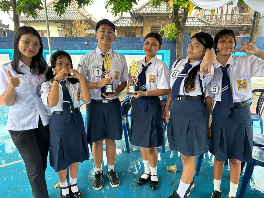 SMP Widiatmika Cetak Pewara Andal, Siswa Raih Juara di Bima Mega Fest 2025