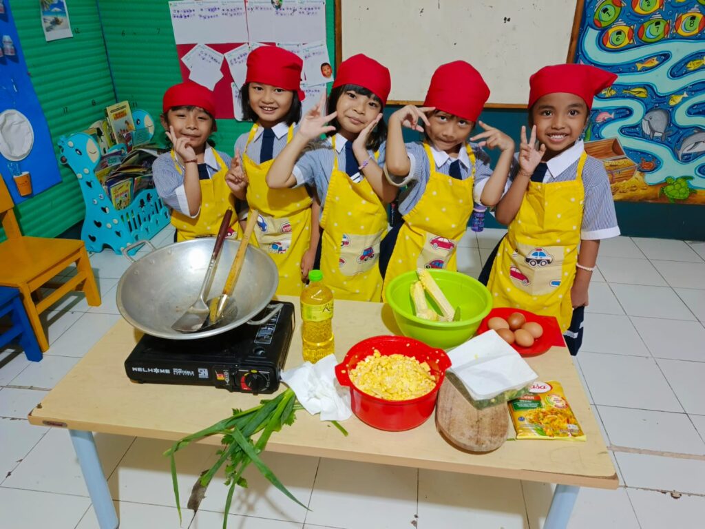 Serunya Cooking Class di TK Widiatmika: Belajar Memasak dengan Bahagia